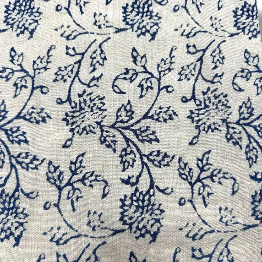 Williams-Sonoma Linen Floral Jacquard Table Runner White Blue Embroidered 16x108